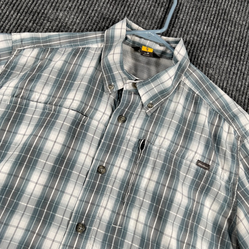 Eddie Bauer Shirt Mens Medium Gray Plaid Short Sleeve Button Down Hiking Camping